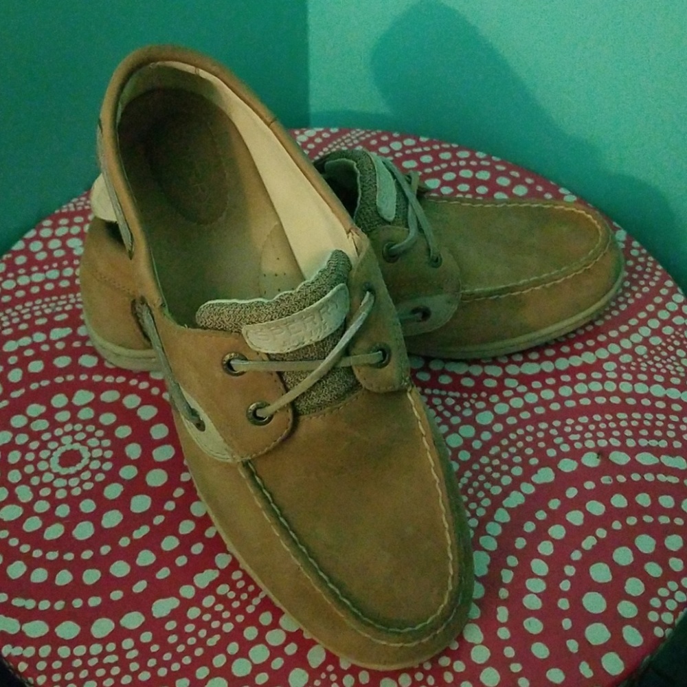 Sperry top sided boat shoe